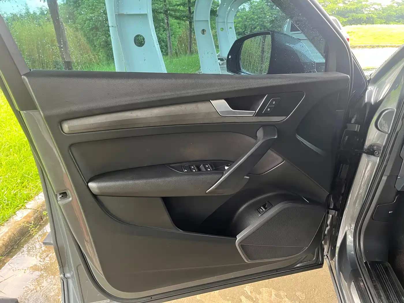 Фото 11 - Audi Q5L