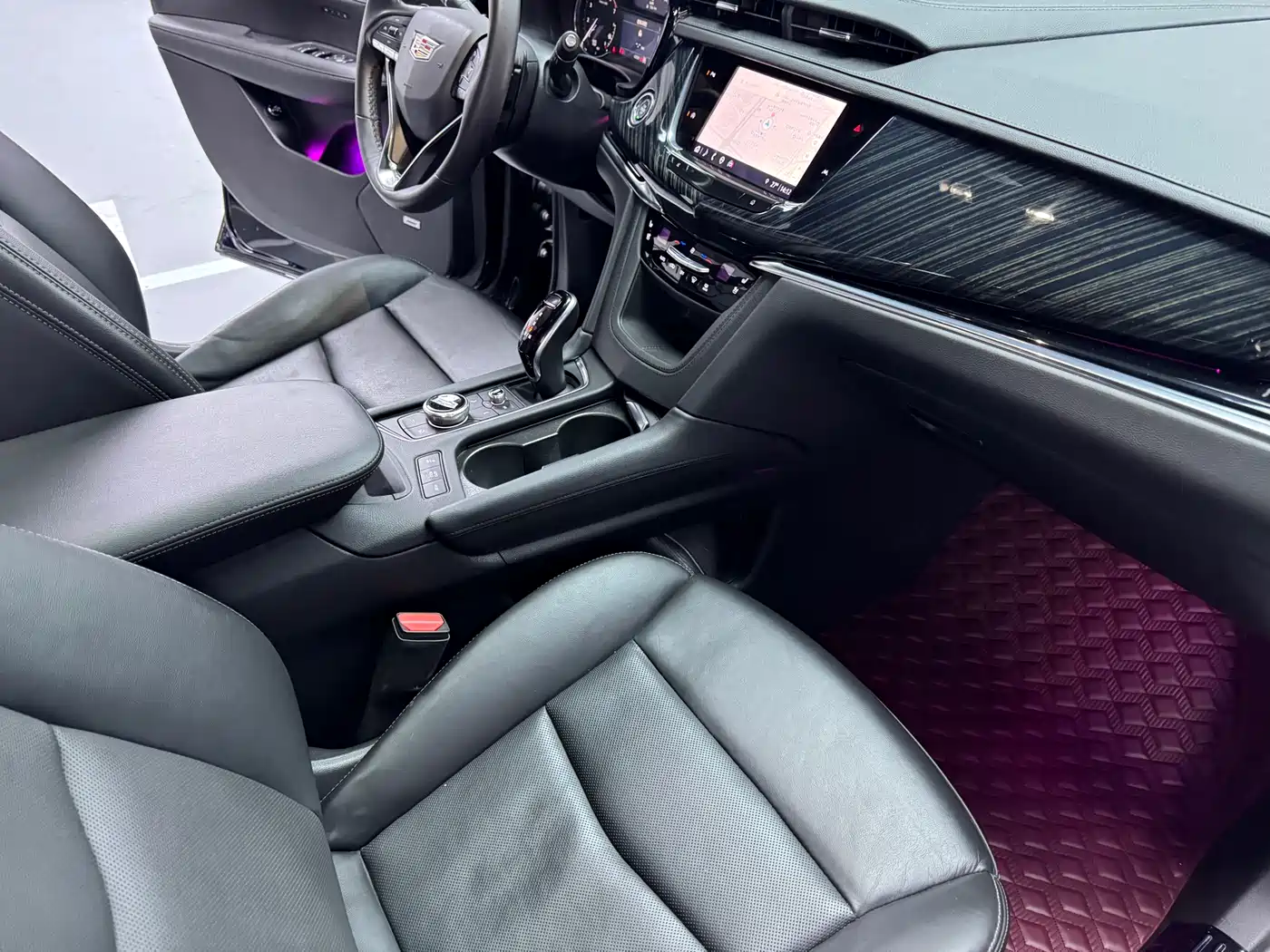 Cadillac XT6 2022 2.0T 6-Seater 4WD Luxury Edition фото 12