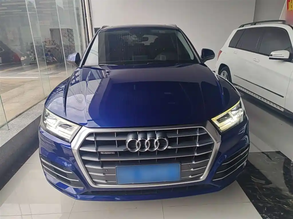 Audi Q5L 2018 40 TFSI Prestige Fashion (China V) фото 3
