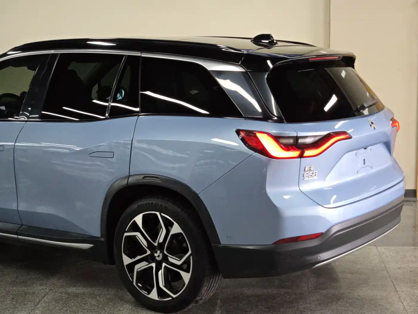 NIO ES8 2018 2018 Founder Edition