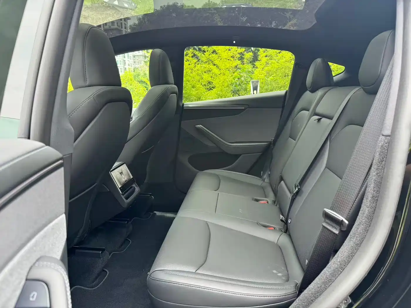 Tesla Model Y 2026 2026 Rear-Wheel Drive