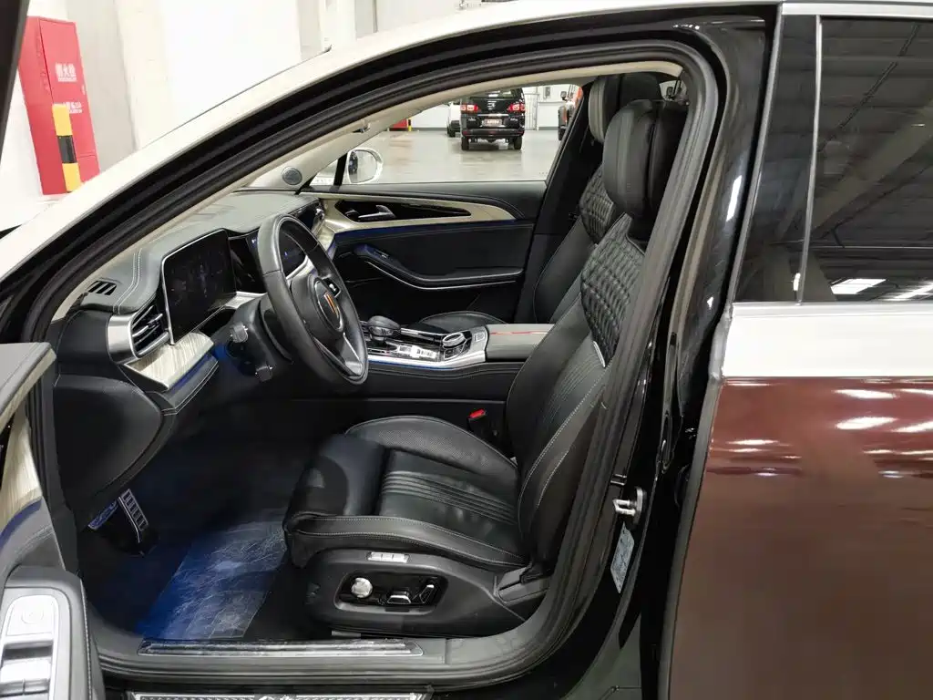 Hongqi H9 2020 2020 2.0T Smart Connection Qi Chang Edition