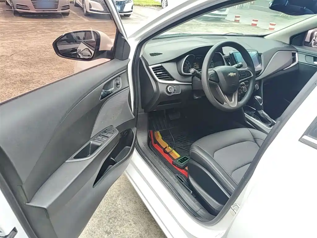 Chevrolet Cavalier 2016 1.5L Automatic Delight Edition фото 16