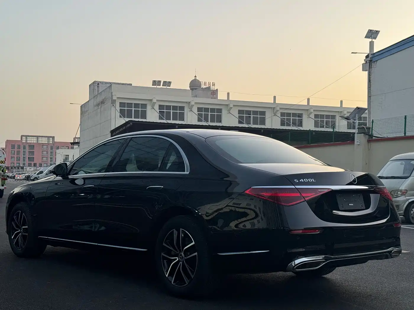 MERCEDES-BENZ S CLASS