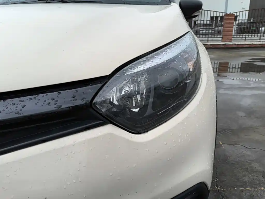 Renault Captur 2016 2015 Model 1.2T Automatic Standard Edition