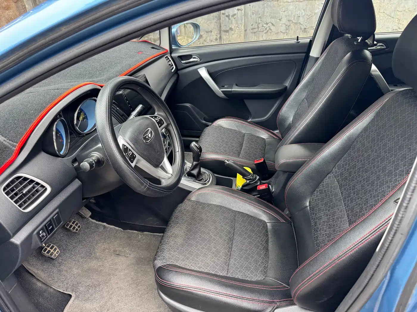 Cowin Kaiyi C3 2016 2015 1.5L Manual Gold Diamond