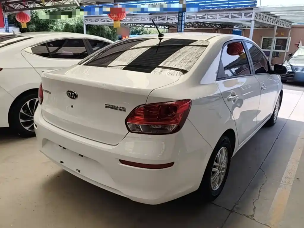 Kia Huan Chi 2021 2020 Facelift 1.4L Auto Comfort Sunroof Edition