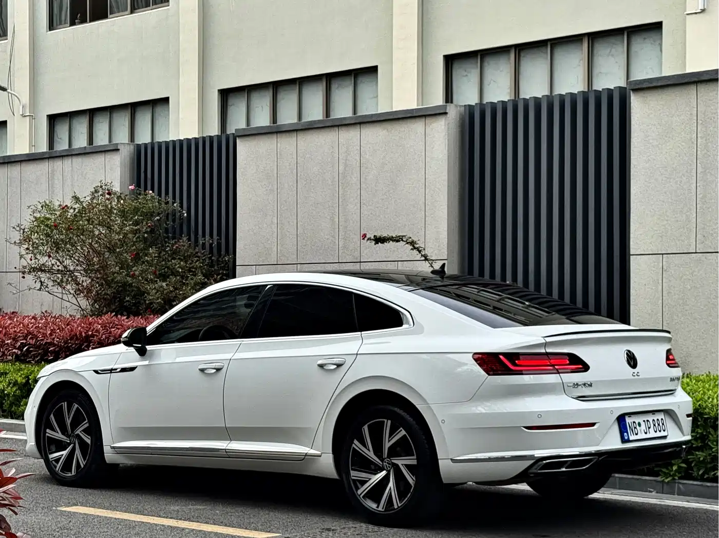 Volkswagen FAW-Volkswagen CC 2021 330TSI Dazzle Edition фото 11