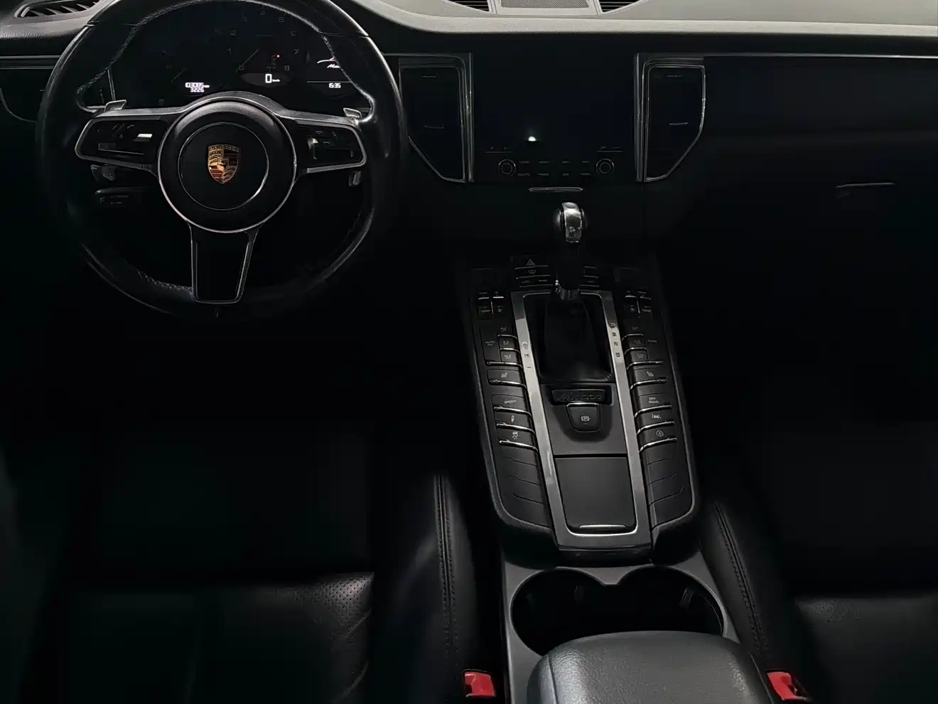 Porsche Macan 2017 Macan 2.0T фото 8