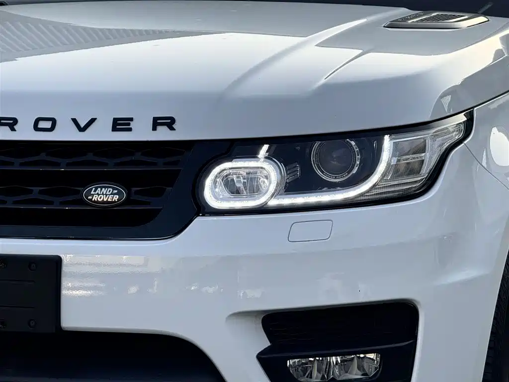 Land Rover Range Rover Sport 2015 3.0 SC V6 HSE DYNAMIC фото 8