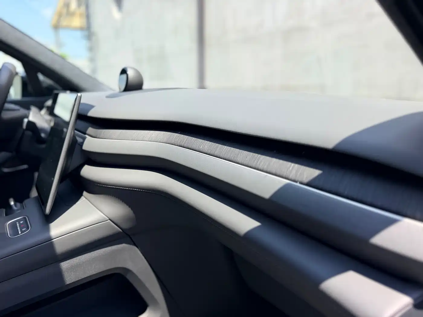 Фото 34 - NIO ES8