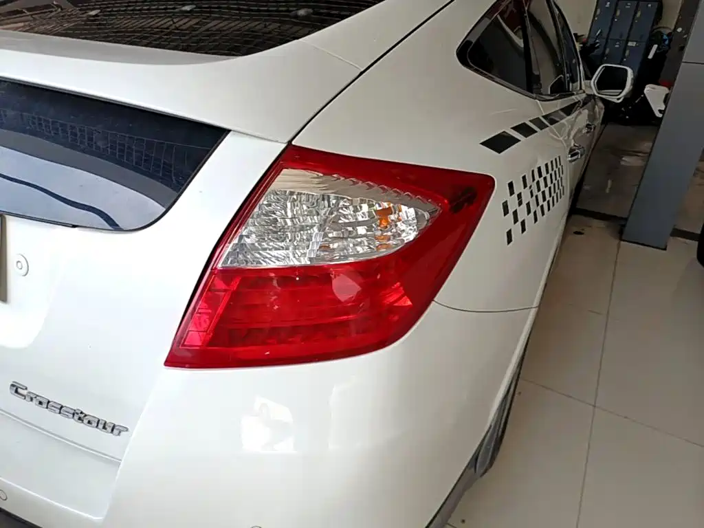 Honda Crosstour 2015 2014 2.4L Luxury Edition