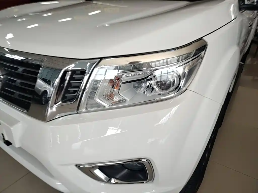 Nissan Navara 2022 2021 2.5L Automatic 4WD Premium QR25