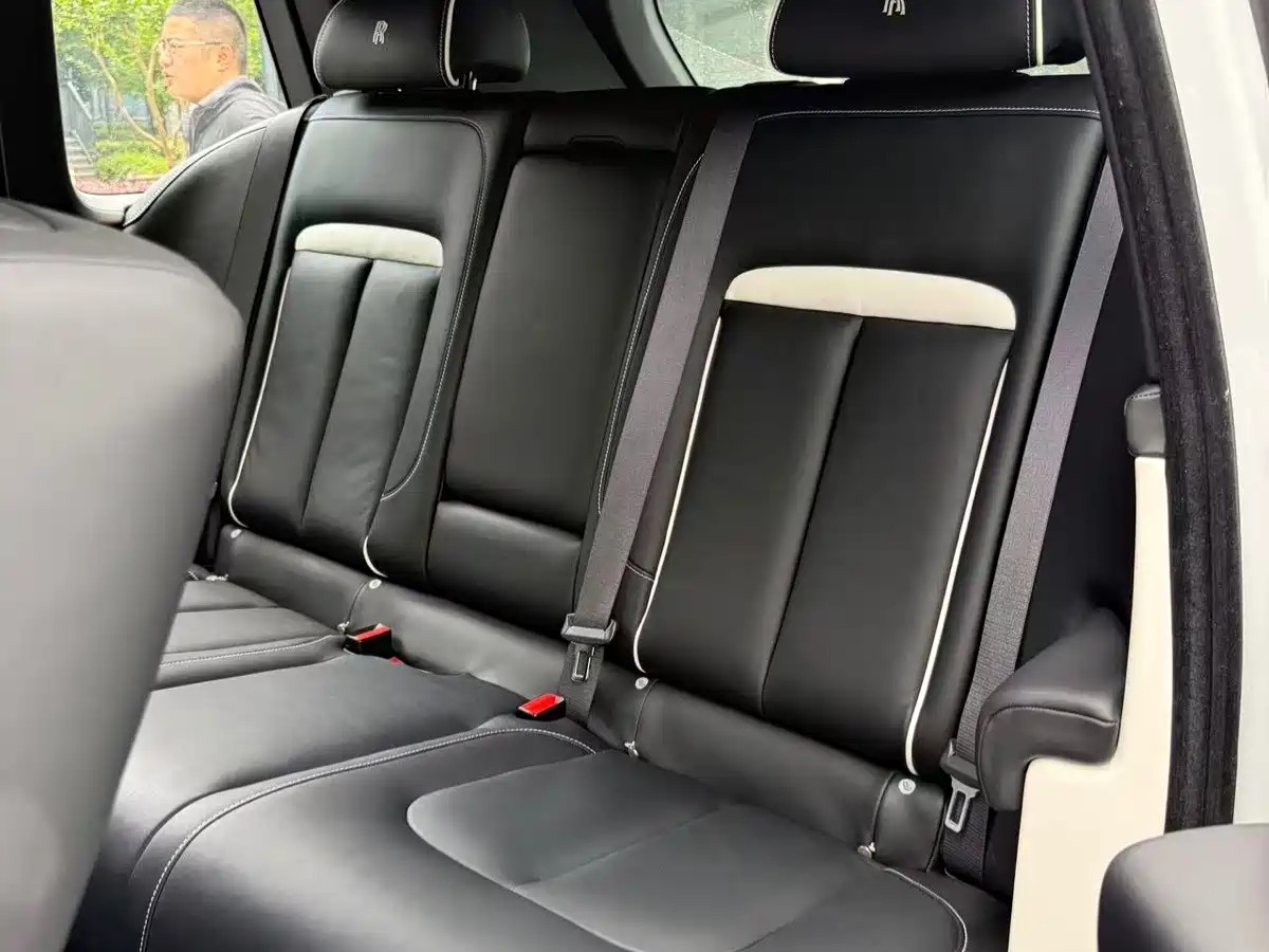 Rolls-Royce Cullinan 2025 2024 5-Seater