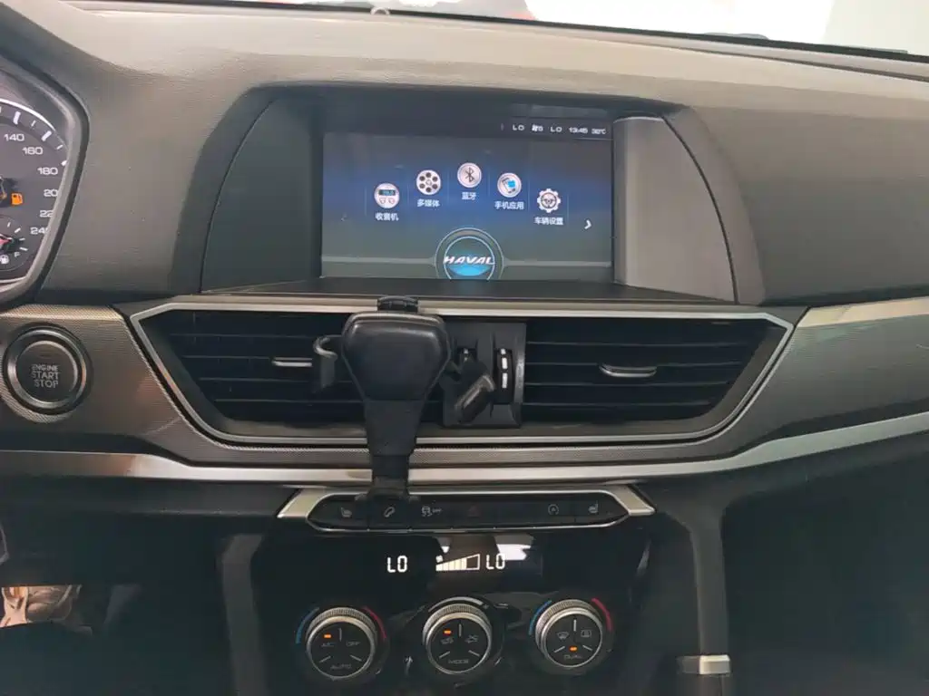 Фото 13 - Haval H6