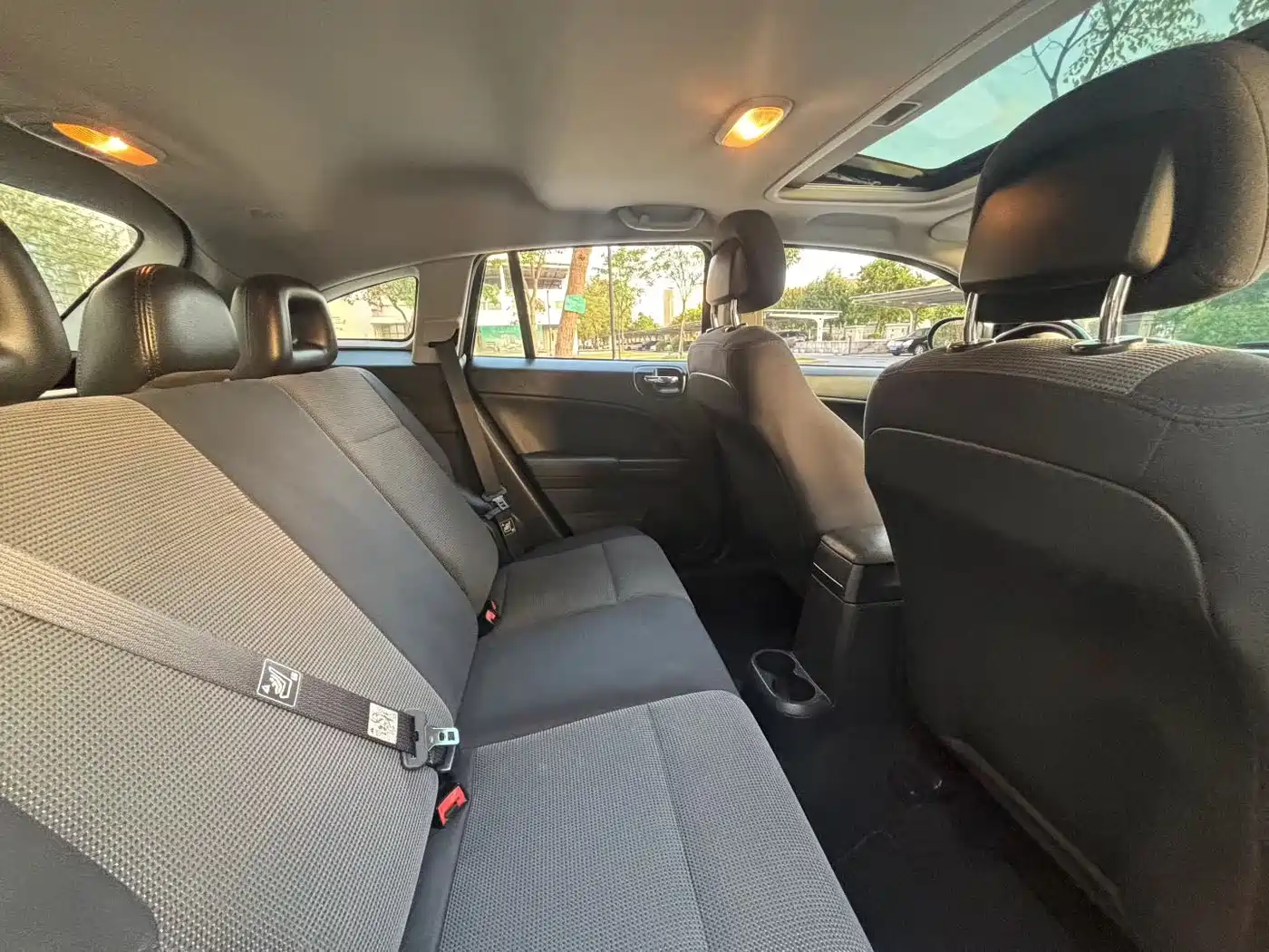 Dodge Caliber 2012 2011 2.0 SXT Luxury Navigation Edition