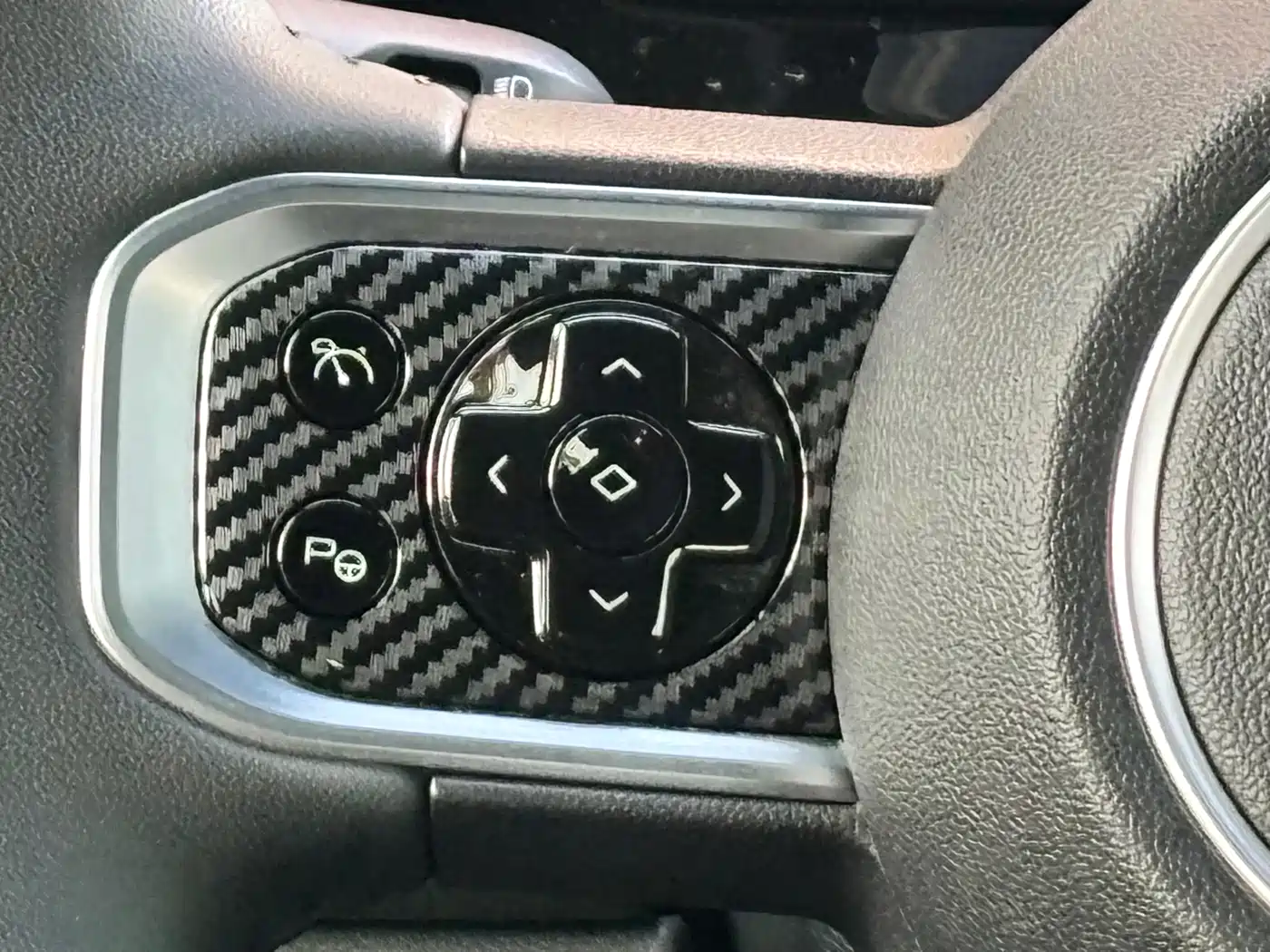 BAOJUN YUE ALSO PLUS