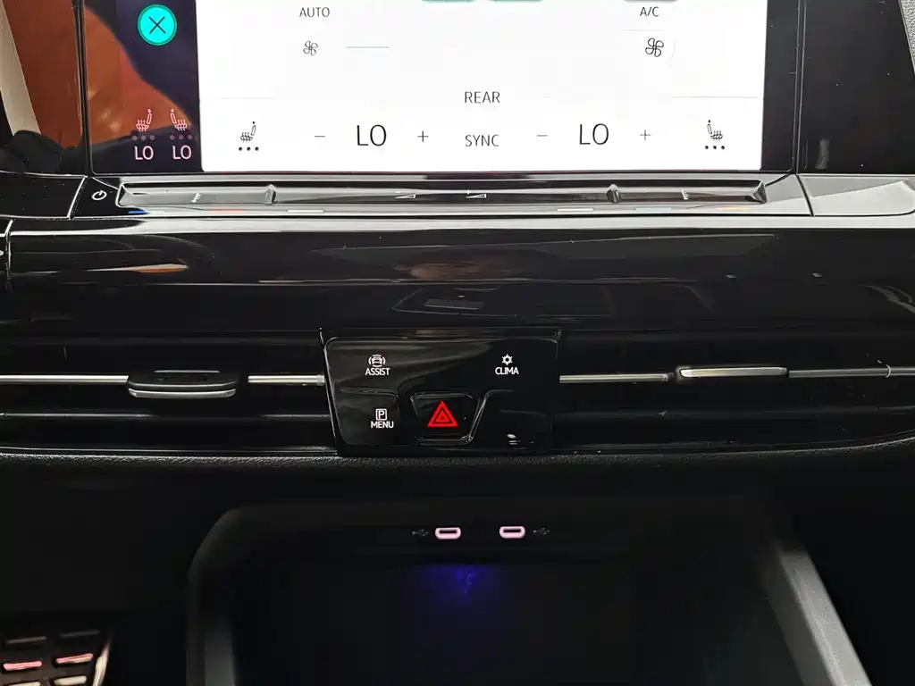 Volkswagen Golf 2021 280TSI DSG R-Line фото 15