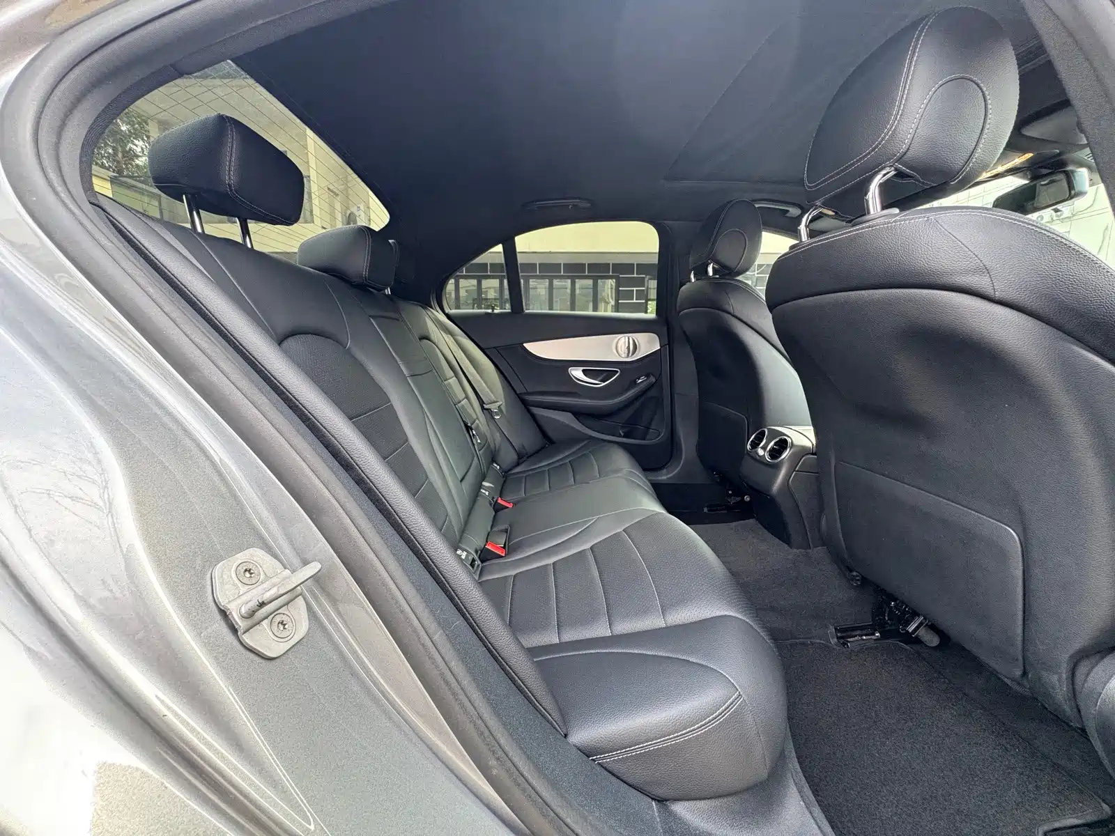 Фото 23 - Mercedes-Benz C-Class