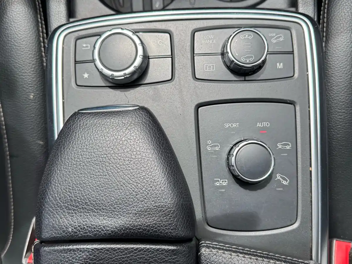 Mercedes-Benz GL-Class 2014 GL 400 4MATIC Dynamic фото 18