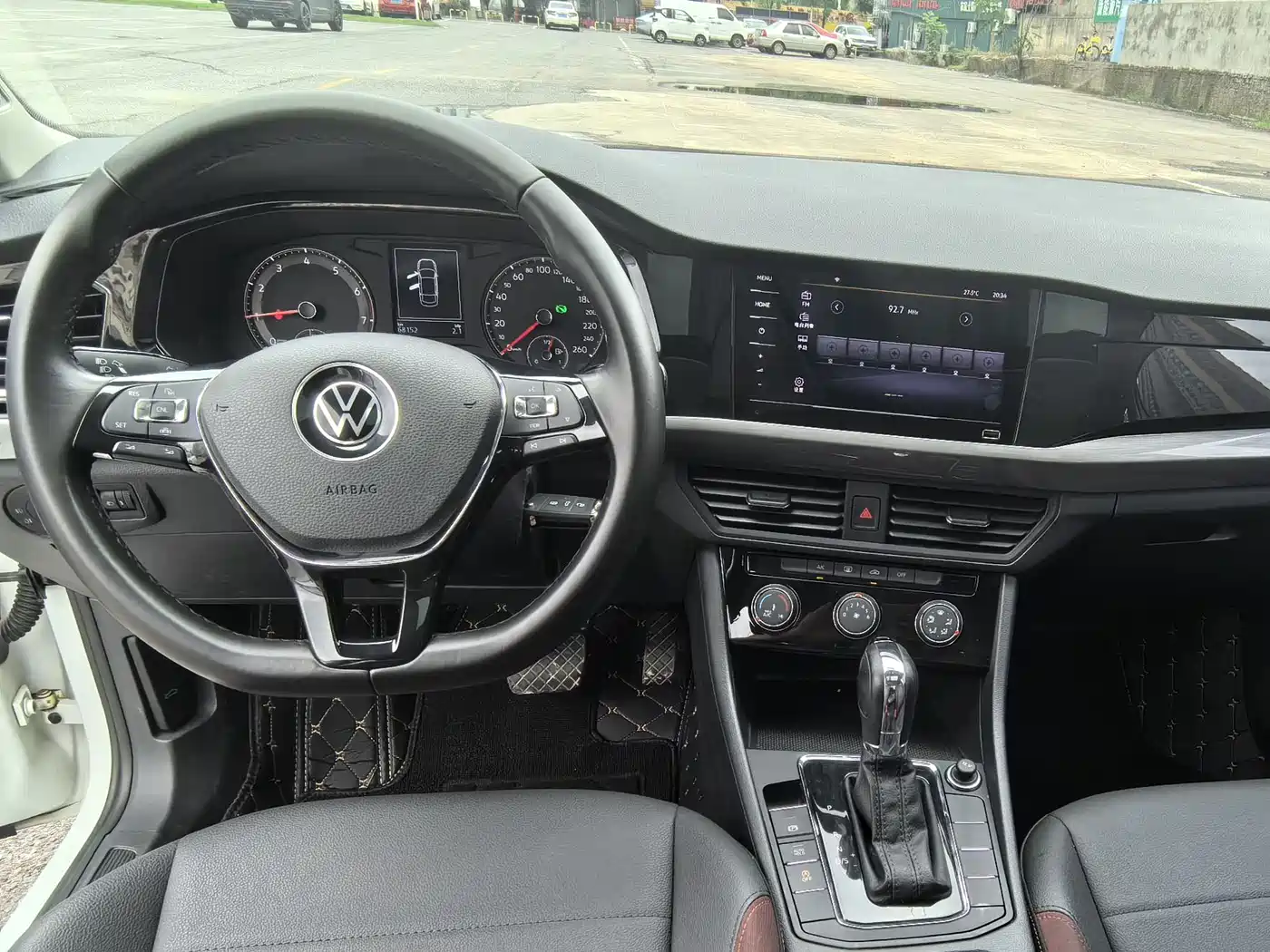 Volkswagen Bora 2021 1.5L Automatic Luxury Smart Edition фото 12