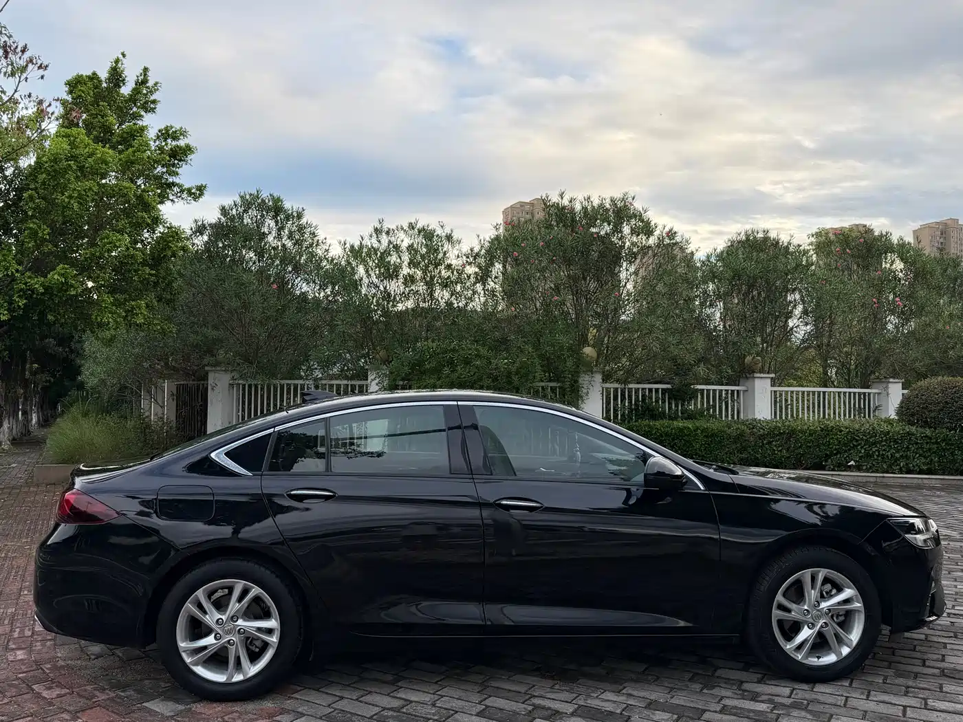 Фото 15 - Buick Regal