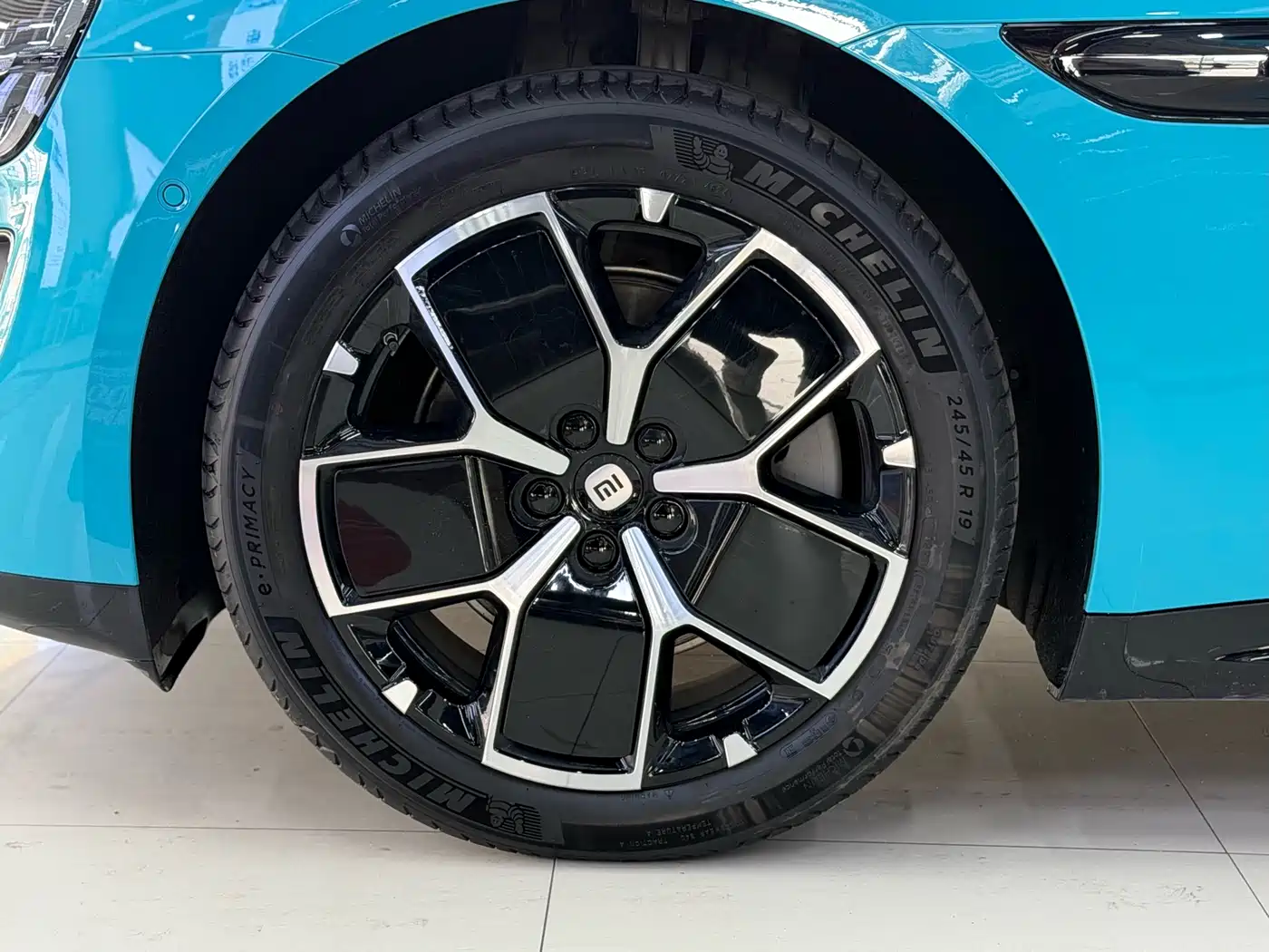 XIAOMI CAR XIAOMI SU7