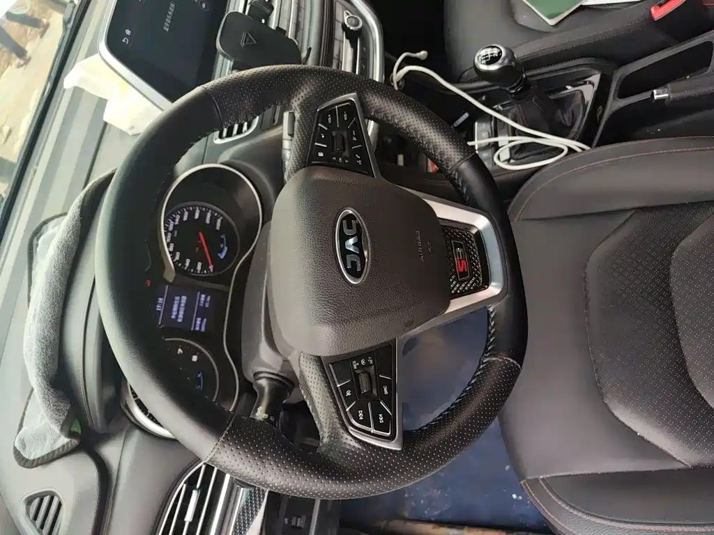 JAC Refine S3 2017 2017 1.5L Manual Luxury Smart