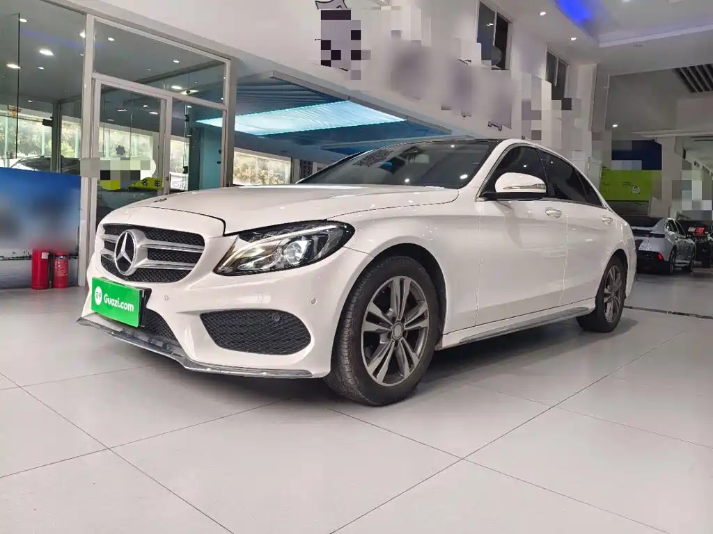Фото 1 - Mercedes-Benz C-Class