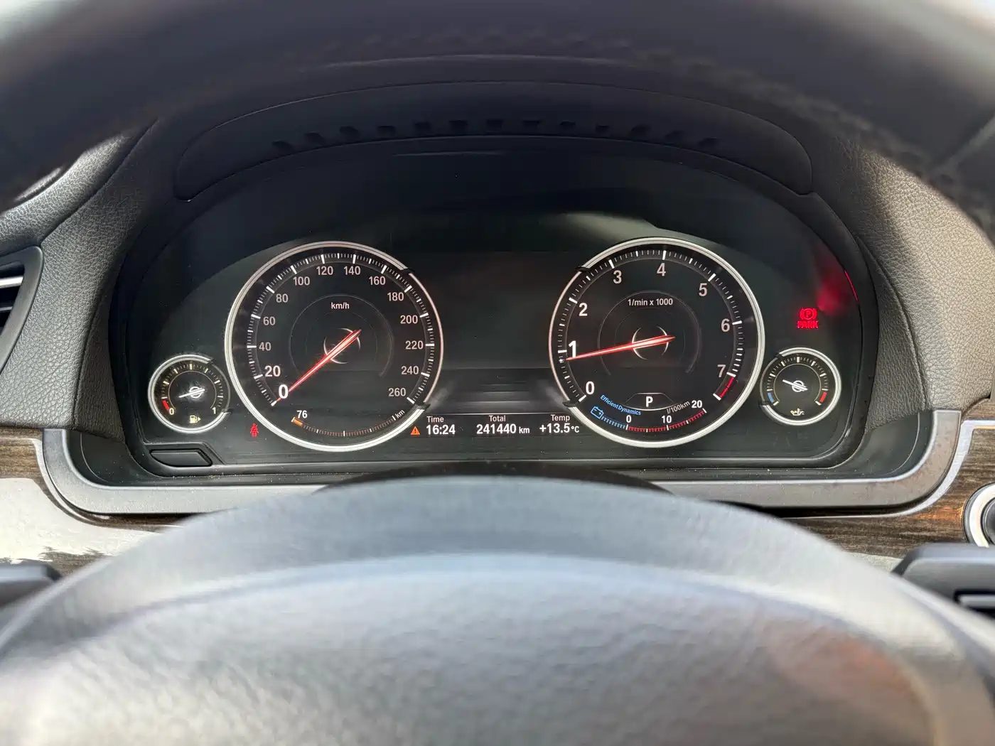Photo 16 - BMW 7 Series