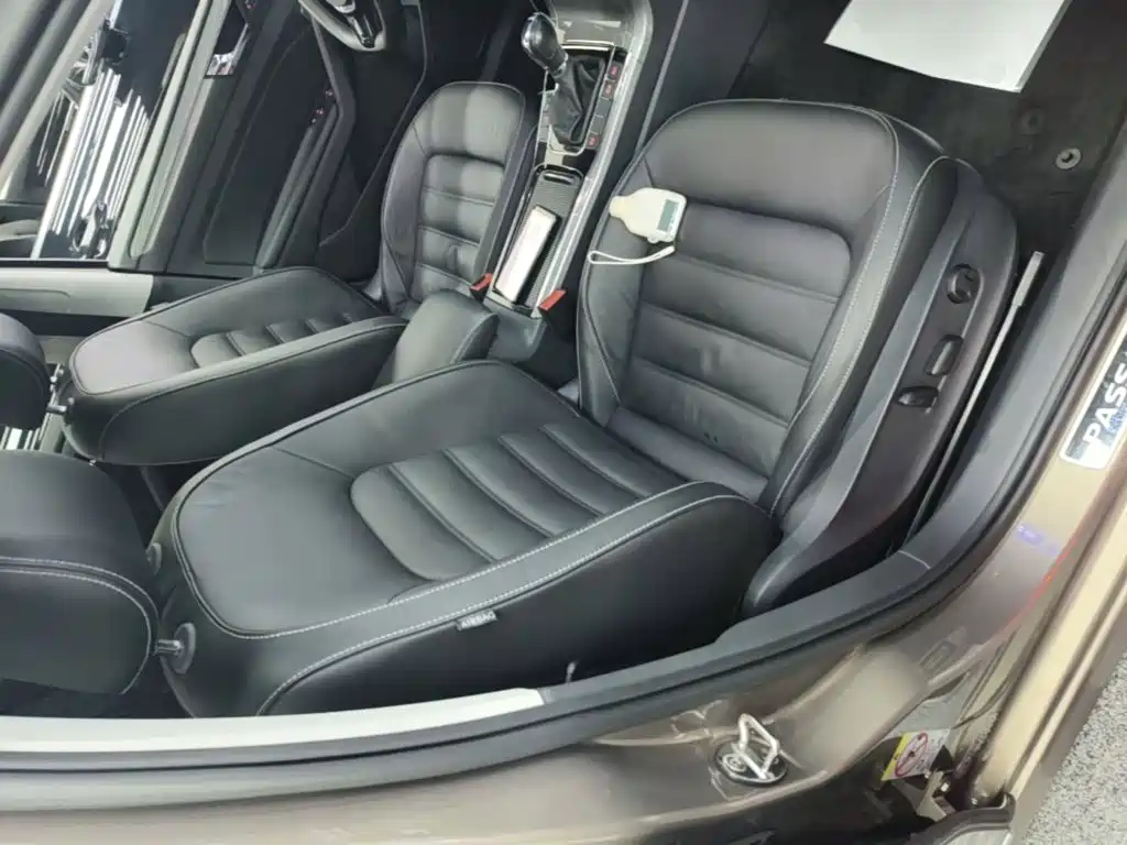 Фото 25 - Volkswagen Passat