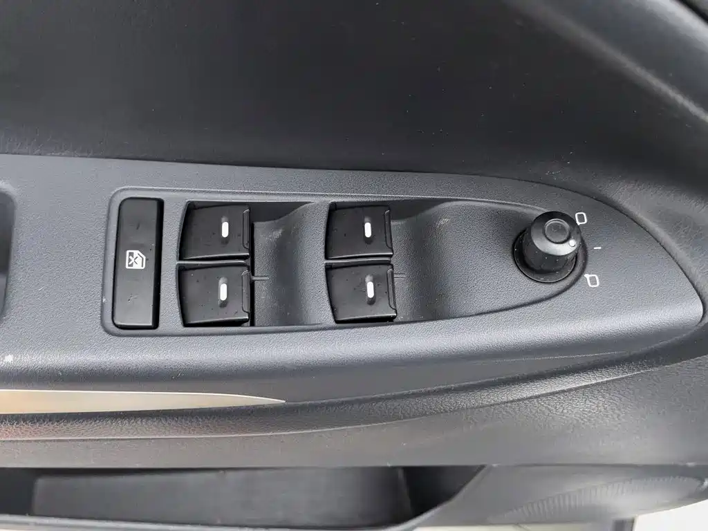 Geely GX7 2013 2013 2.0L Automatic Premium