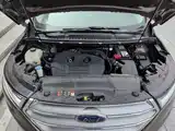 Фото 16 - Ford Edge