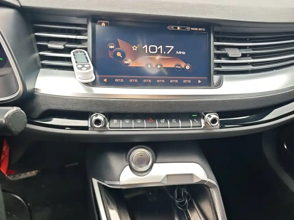 Photo 13 - Haval H6