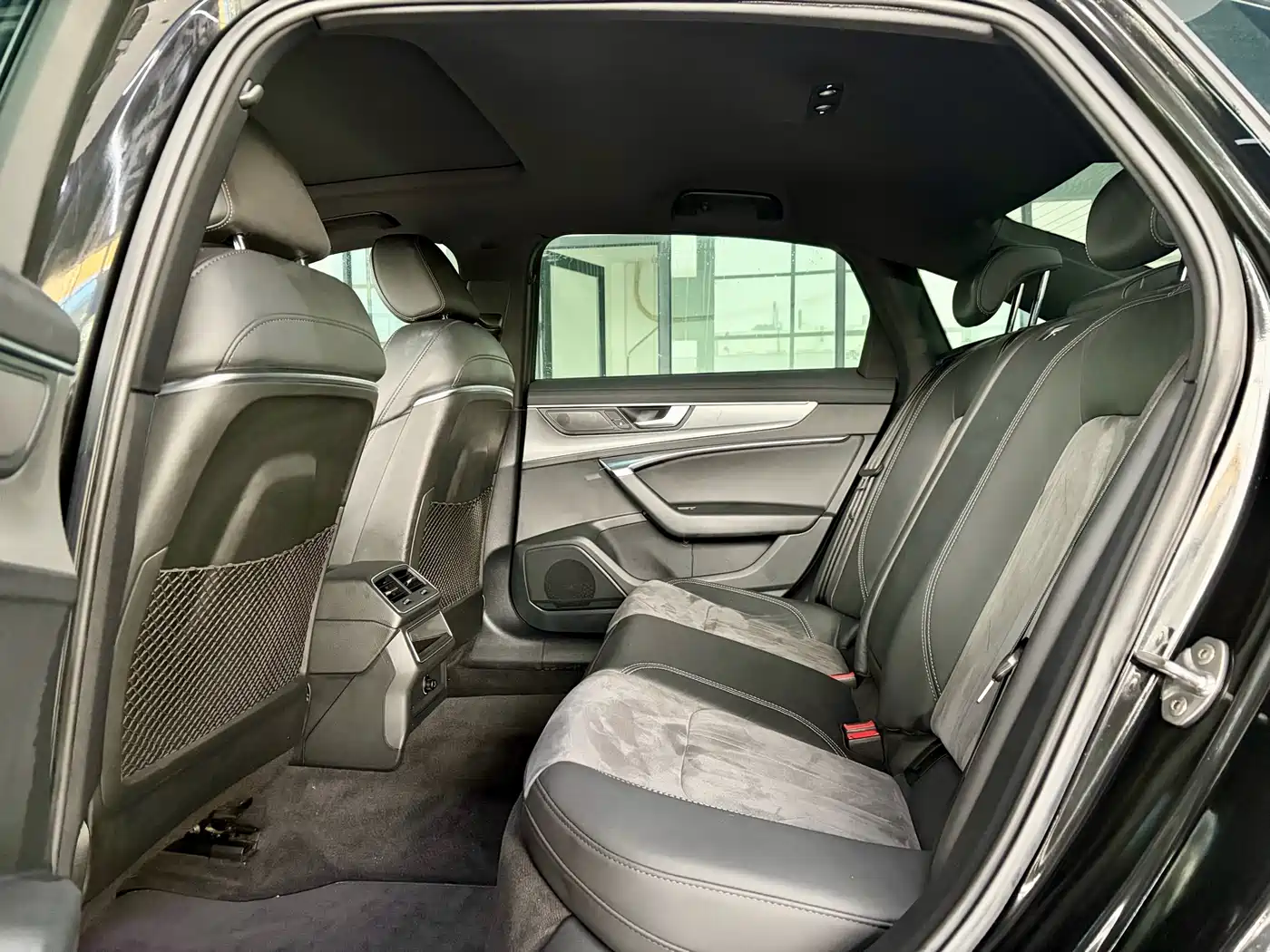 Audi A6L 2021 40 TFSI Luxury Sport фото 8
