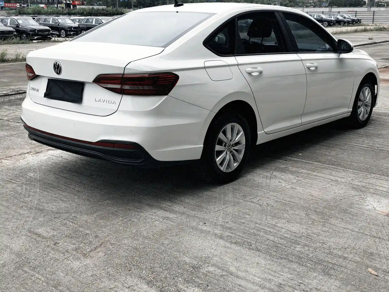 Photo 6 - Volkswagen Lavida