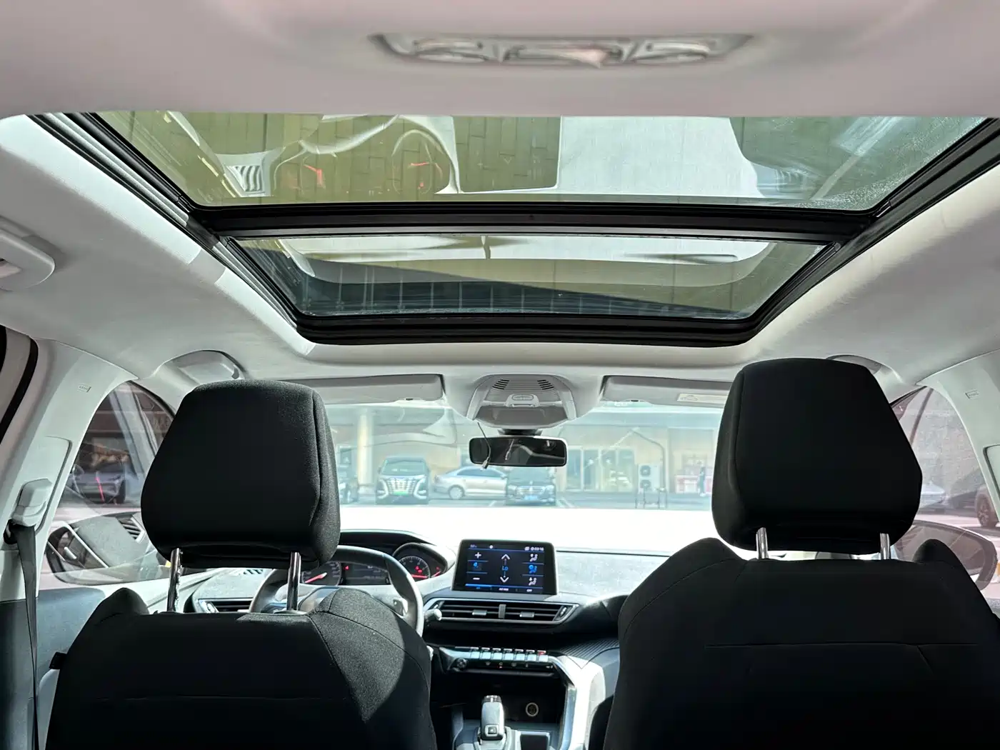 Peugeot 4008 2018 350THP Comfort Edition фото 17