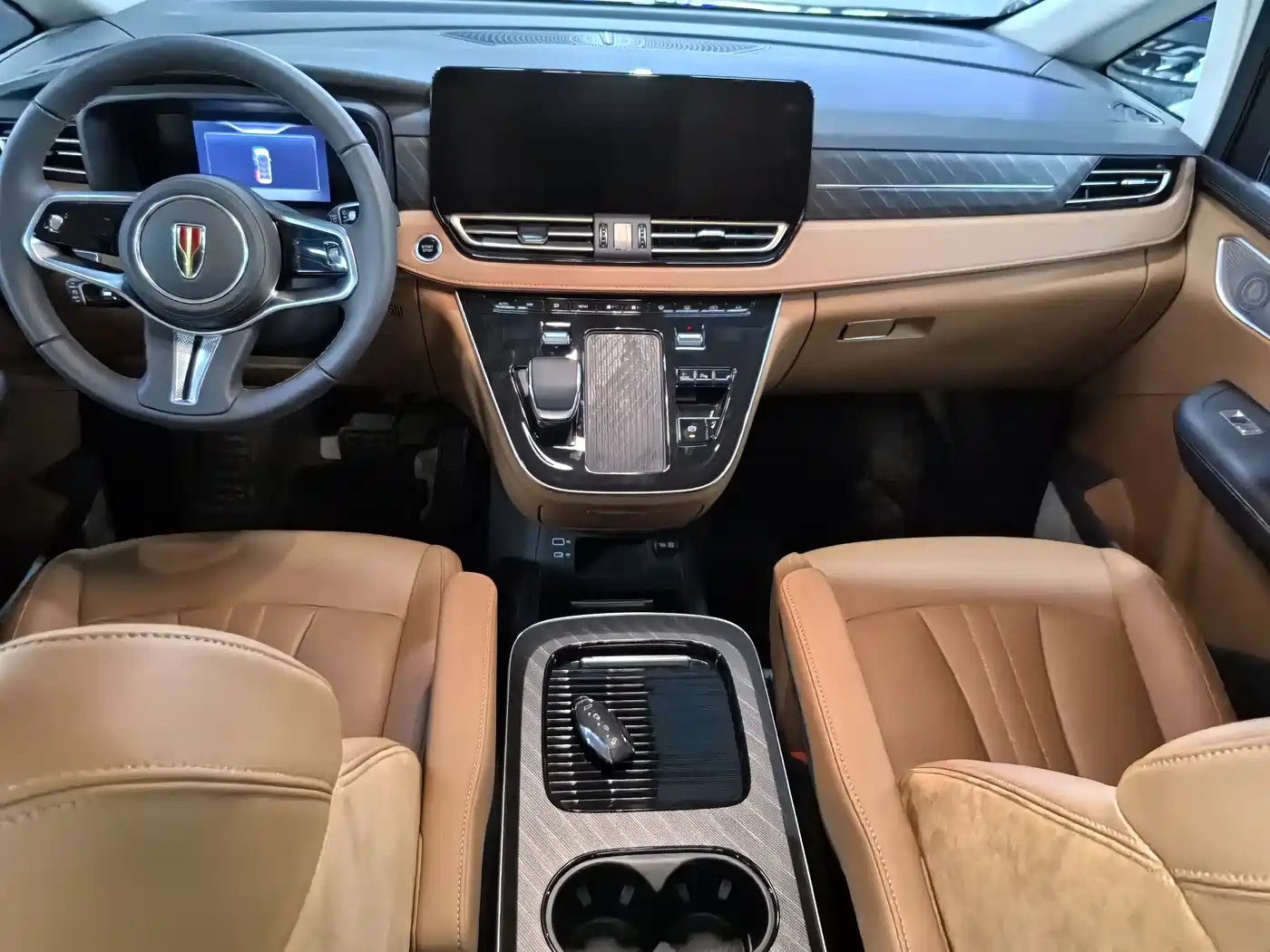 Hongqi HQ9 PHEV 2024 Model 2.0T AWD Business Edition фото 8