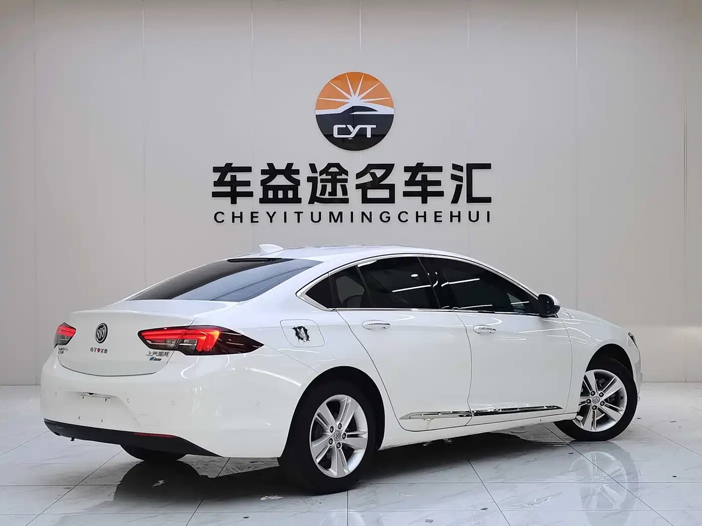 Buick Regal 2017 30H Luxury Model фото 6