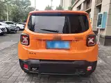 Photo 6 - Jeep Renegade