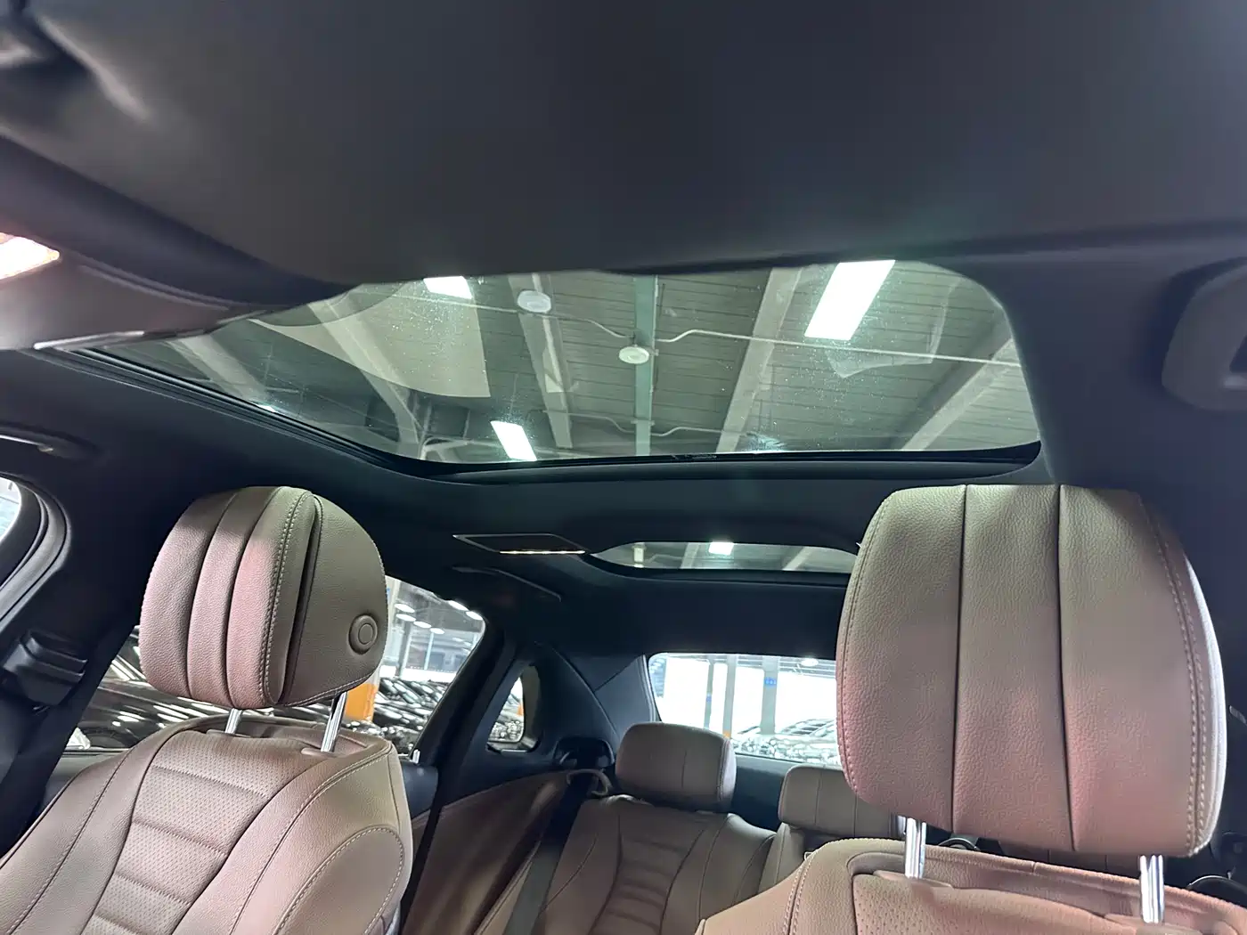 Mercedes-Benz E-Class 2023 E 300 L Sport Luxury фото 4