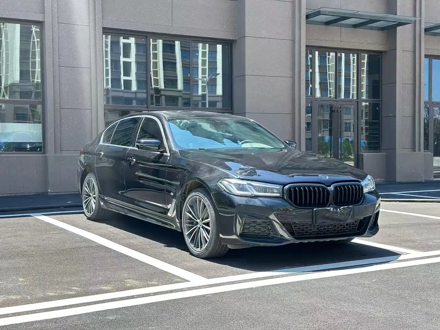 BMW 5-SERIES