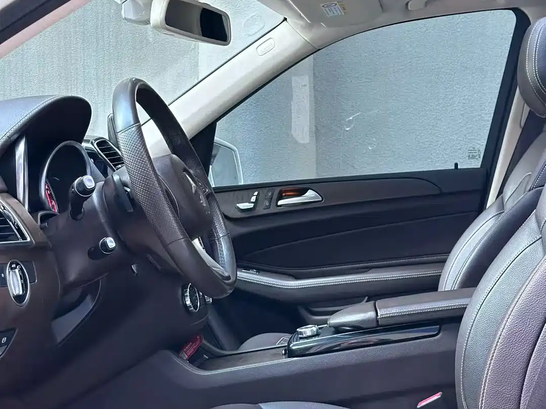 Mercedes-Benz GLE 2017 GLE 320 4MATIC Dynamic фото 6