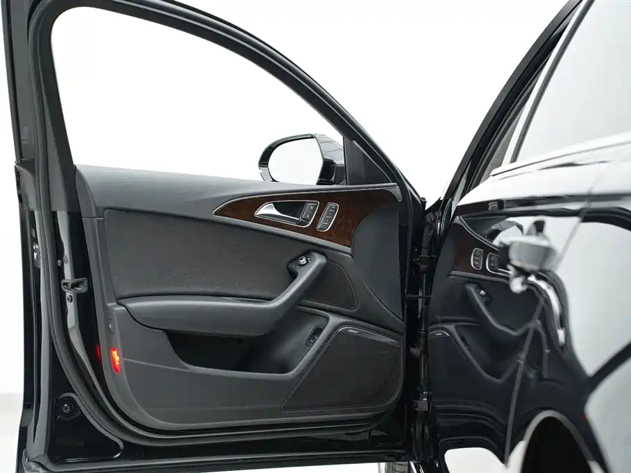 Audi A6L 2012 30 FSI Luxury фото 7