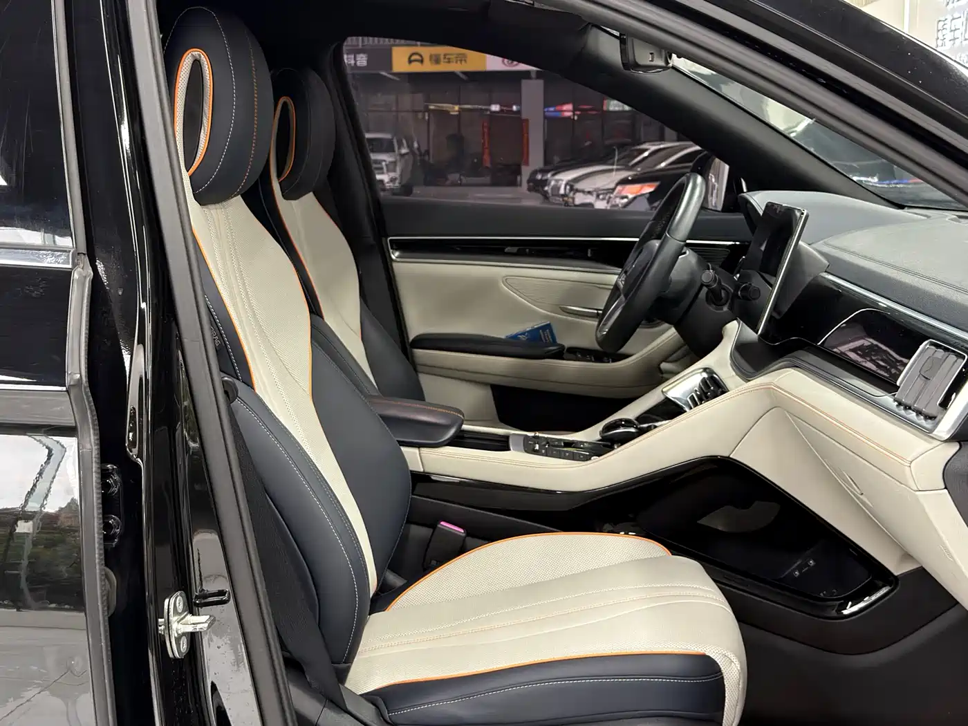 BYD Song PLUS PHEV 2021 DM-i 110KM Flagship PLUS фото 9