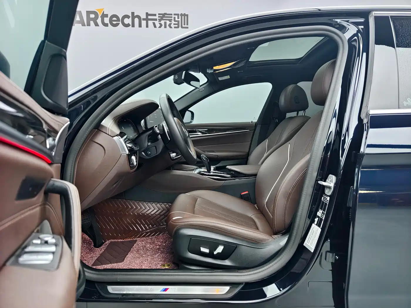 BMW 5 Series 2022 Facelift 530Li Leading M Sport Package фото 8