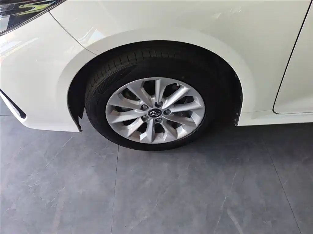 Toyota Corolla 2021 1.2T S-CVT Elite PLUS Edition фото 23