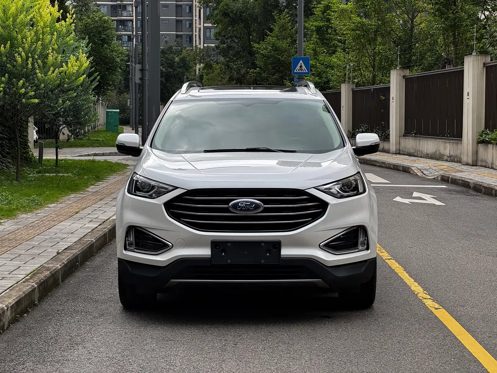 Фото 2 - Ford Edge