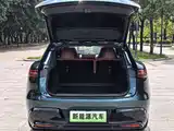 Photo 19 - Zhijie Luxeed R7