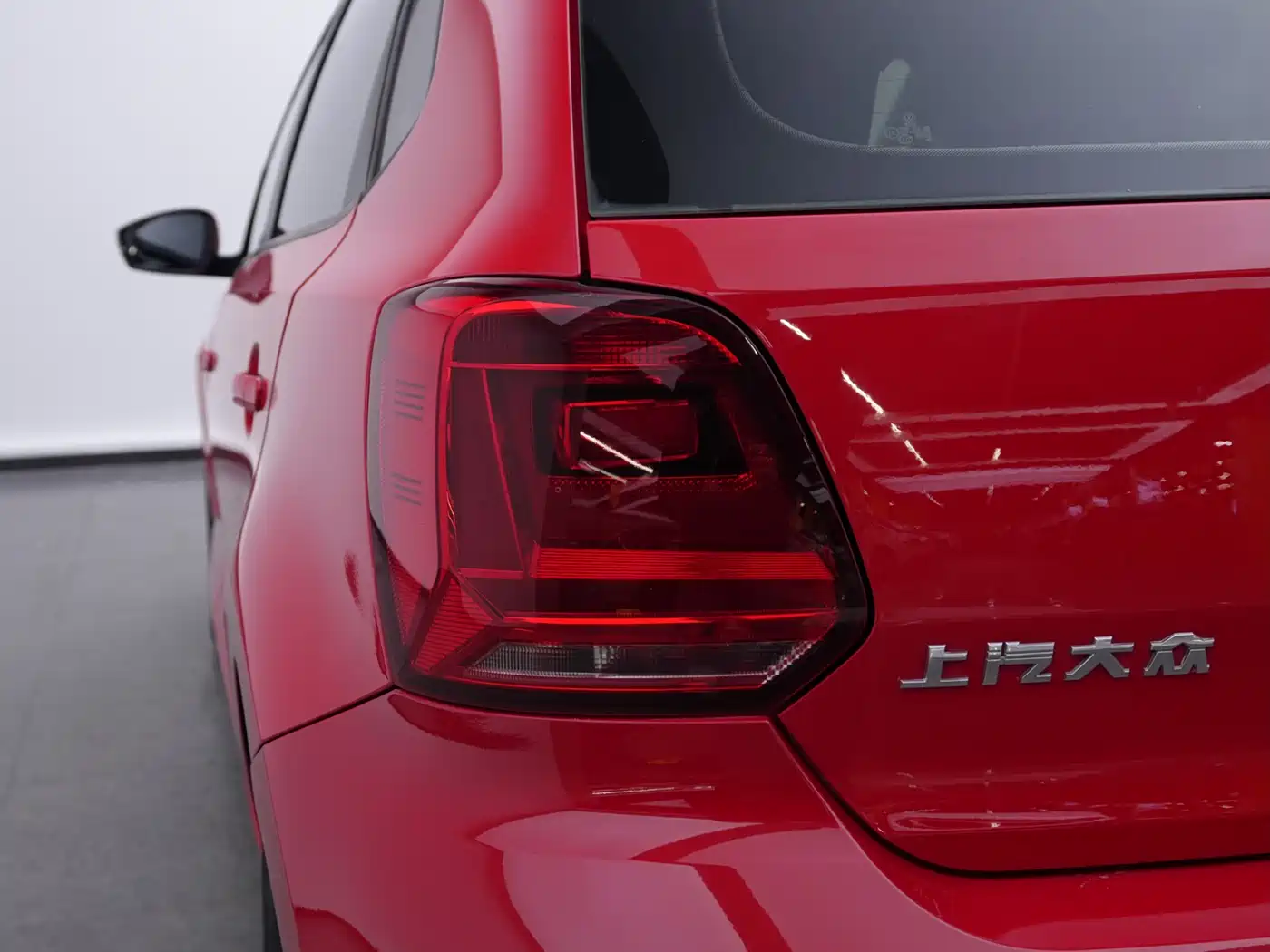 Volkswagen Polo 2016 1.4L Automatic Trend фото 18